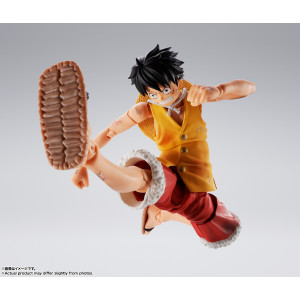 SH Figuarts - Monkey D. Luffy -Battle at Marineford- | One Piece [Bandai]